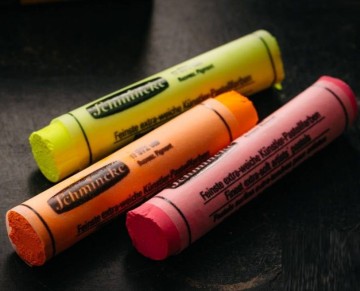 4923 schmincke neon kleuren 3