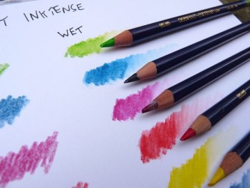 Derwent inktense closeup 2